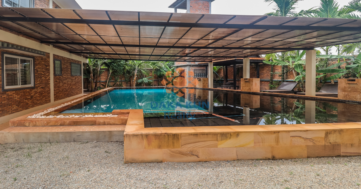 4 Bedrooms House for Rent in Siem Reap City - Sala Kamreuk