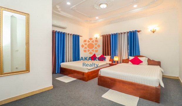 4 Bedrooms Villa for Rent with Swimming Pool in Siem Reap - Svay Dangkum