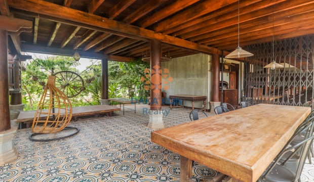 4 Bedrooms Wooden House for Rent with Pool in Siem Reap-Sala Kamreuk
