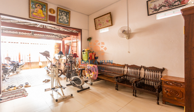 5 Bedrooms House for Rent in Krong Siem Reap-Sala Kamreuk