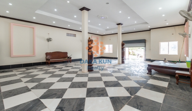 Commercial Building for Rent on National Road 6, Siem Reap city