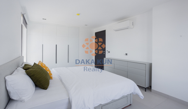 3 Bedrooms Condo for Rent in Krong Siem Reap-Svay Dangkum