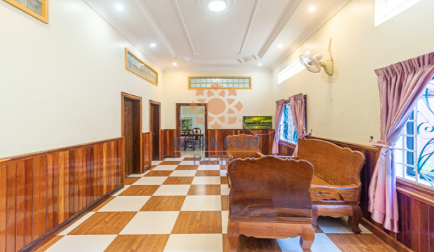 2 Bedrooms House for Rent in Krong Siem Reap-Sala Kamreuk