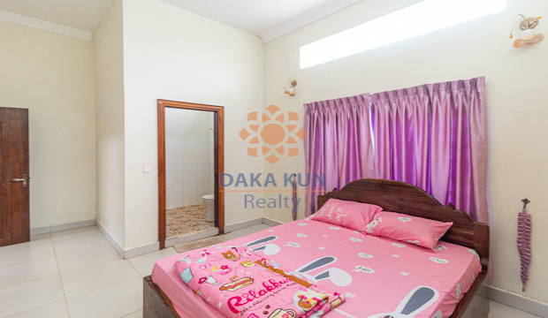 2 Bedrooms House for Rent in Krong Siem Reap-Sala Kamreuk