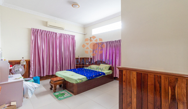 2 Bedrooms House for Rent in Krong Siem Reap-Sala Kamreuk