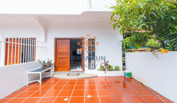 2 Bedrooms House for Rent in Krong Siem Reap-Svay Dangkum