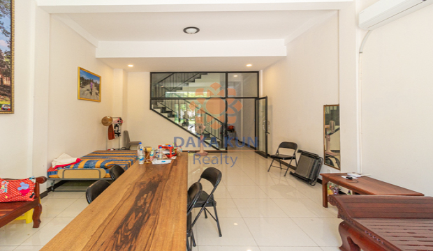 3 Bedrooms Flathouse for Sale in Krong Siem Reap-Borey Tourism