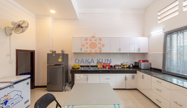 3 Bedrooms Flathouse for Sale in Krong Siem Reap-Borey Tourism