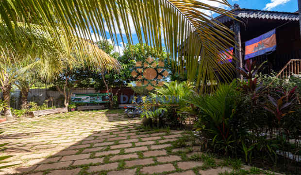 Wooden House for Rent in Krong Siem Reap-Sla Kram