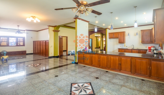 6 Bedrooms House for Rent in Siem Reap city-Sala Kamreuk