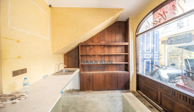 Shophouse for Rent in Krong Siem Reap-near Pub Street