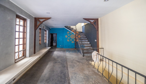 Shophouse for Rent in Krong Siem Reap-near Pub Street