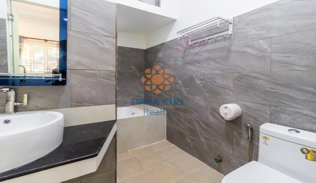 2 Bedrooms House for Rent in Siem Reap-Sala Kamreuk