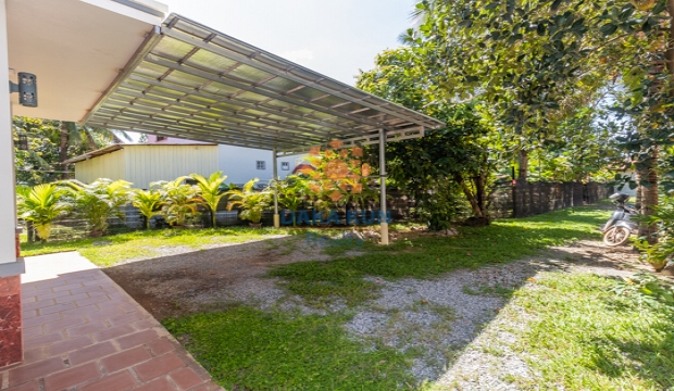 2 Bedrooms House for Rent in Siem Reap-Sala Kamreuk