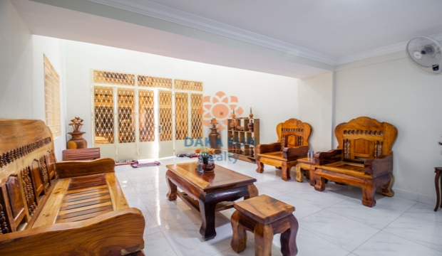 4 Bedrooms House for Rent in Siem Reap-Sala Kamreuk