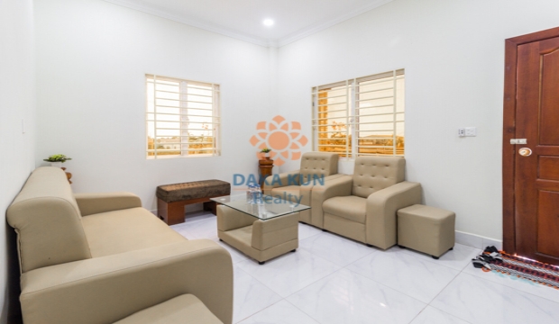 4 Bedrooms House for Rent in Siem Reap-Sala Kamreuk