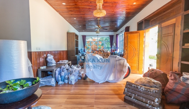 4 Bedrooms House for Rent in Siem Reap - Sla Kram