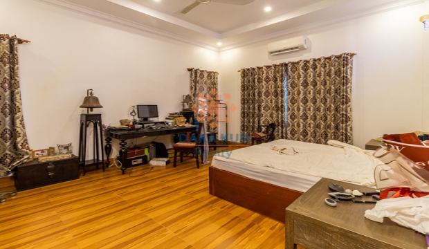 4 Bedrooms House for Rent in Siem Reap - Sla Kram
