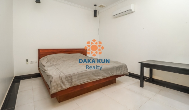 2 Bedrooms Apartment for Rent with Pool in Siem Reap-Sala Kamreuk