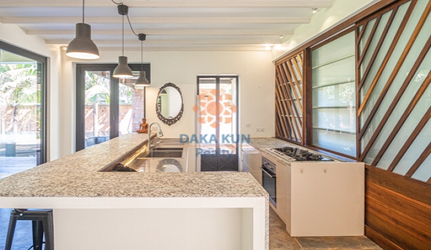 Modern Villa for Rent with Swimming Pool in Krong Siem Reap-near Golf