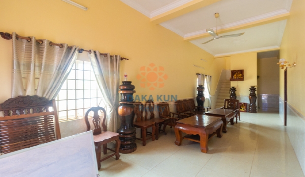 5 Bedrooms House for Rent in Siem Reap-Svay Dangkum