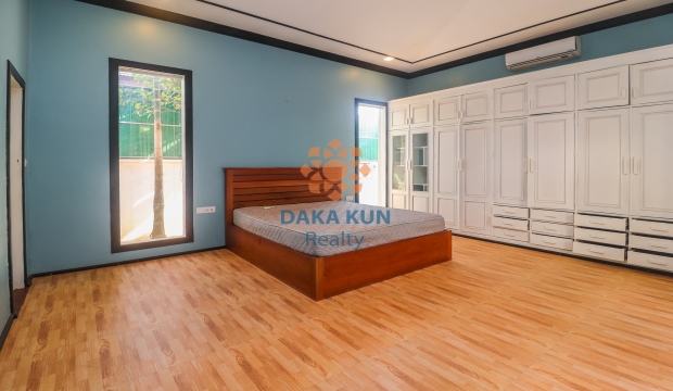 2 Bedrooms House for Rent with Swimming Pool in Siem Reap