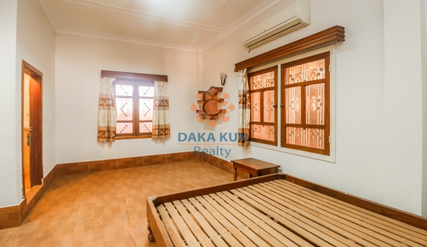 4 Bedrooms House for Rent in Siem Reap-Sala kamreuk