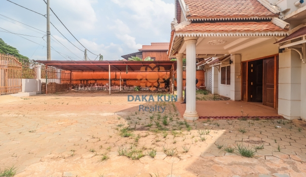 4 Bedrooms House for Rent in Siem Reap-Sala kamreuk