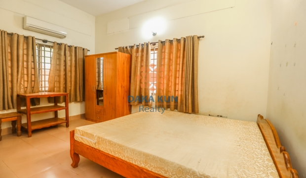 3 Bedrooms House for Rent in Siem Reap-Sala Kamreuk