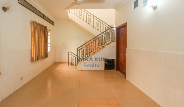 3 Bedrooms House for Rent in Siem Reap-Sala Kamreuk