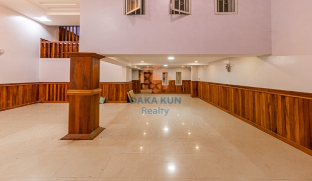 7 Bedrooms House for Rent in Siem Reap-Sla Kram