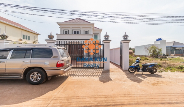 Villa for Sale in Siem Reap city-Svay Dangkum