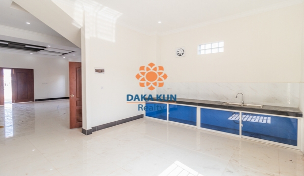 Villa for Sale in Siem Reap city-Svay Dangkum
