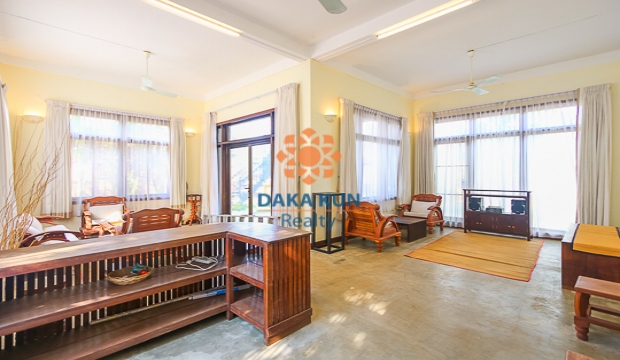 3 Bedrooms Wooden House for Rent in Siem Reap