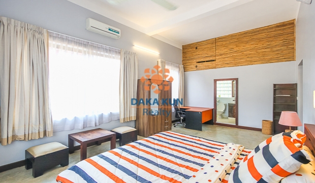 3 Bedrooms Wooden House for Rent in Siem Reap