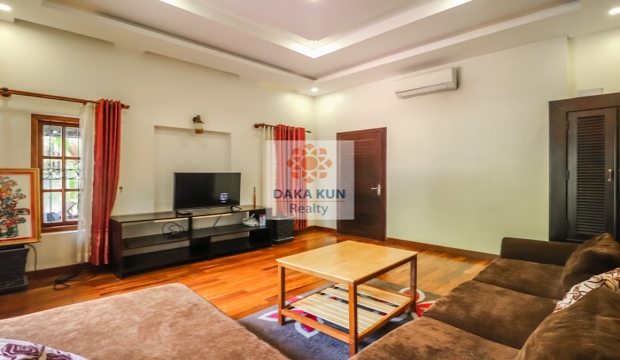 5 Bedroom Private Villa for Rent with Swimming Pool in Siem Reap-Sala Kamruek