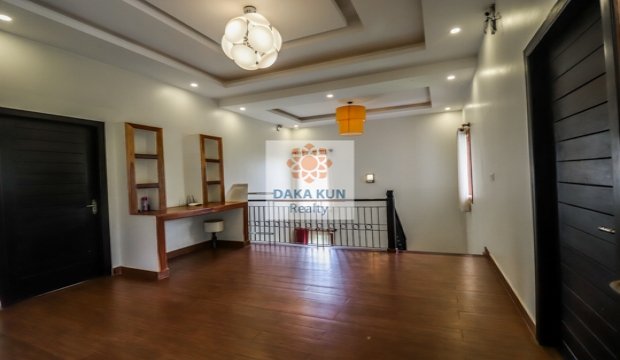 5 Bedroom Private Villa for Rent with Swimming Pool in Siem Reap-Sala Kamruek