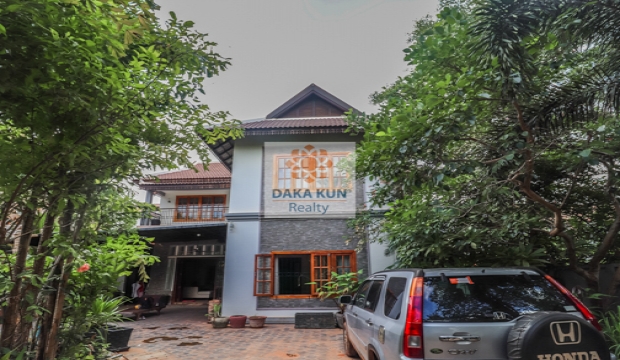 5 Bedroom Private Villa for Rent with Swimming Pool in Siem Reap-Sala Kamruek