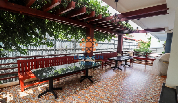 2 Bedrooms Apartment for Rent with Pool in Siem Reap - Svay Dangkum