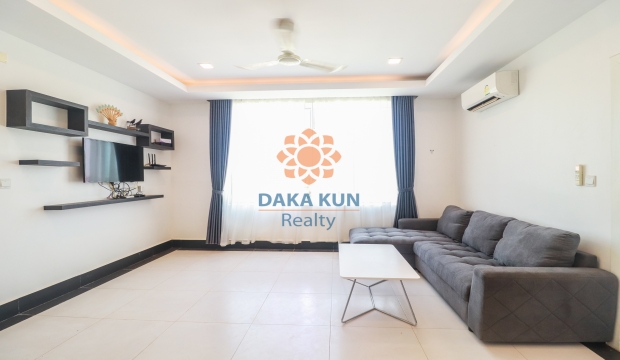 2 Bedrooms Apartment for with Pool Rent in Siem Reap, Sala kamreuk