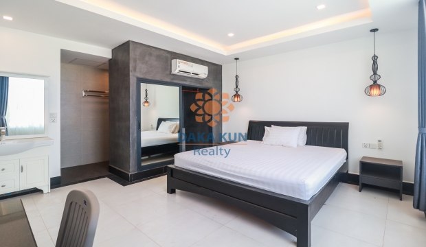 2 Bedrooms Apartment for with Pool Rent in Siem Reap, Sala kamreuk