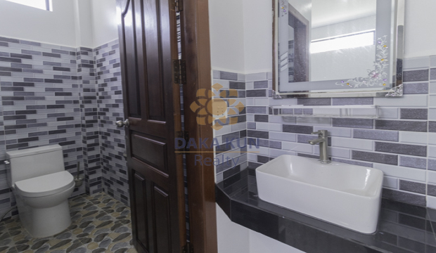 2 Bedrooms House for Rent in Sala Kamreuk-Siem Reap City