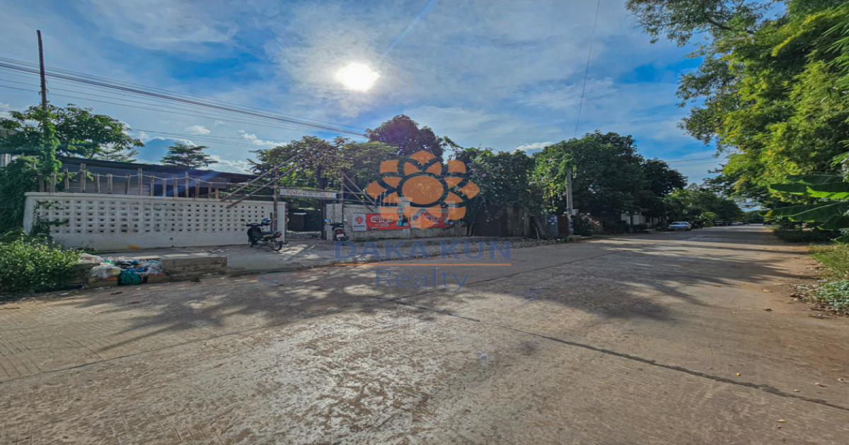 Urgent Land For Sale in Siem Reap City-Near Chocolate Rd