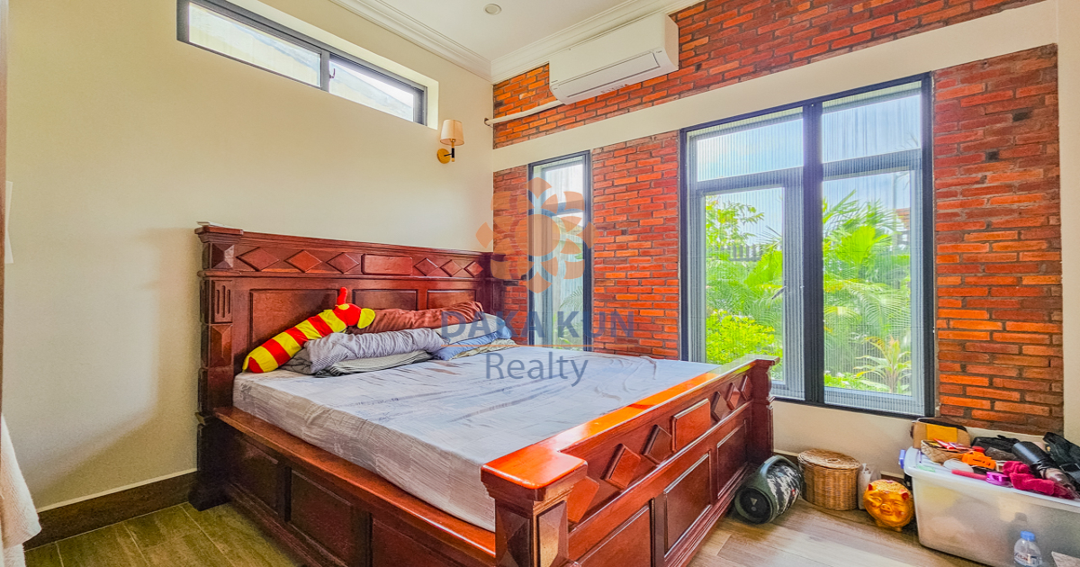 4 Bedrooms House for Sale in Siem Reap City-Svay Dangkum