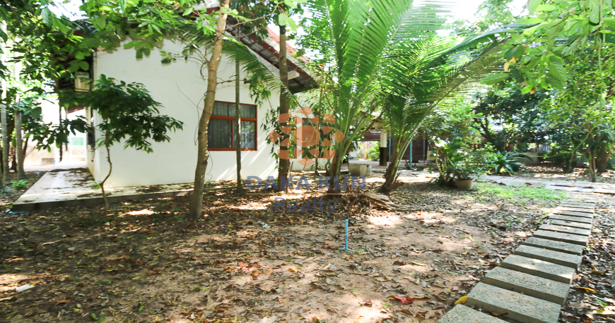 3 Bedrooms House for Rent in Siem Reap City, Sla Kram