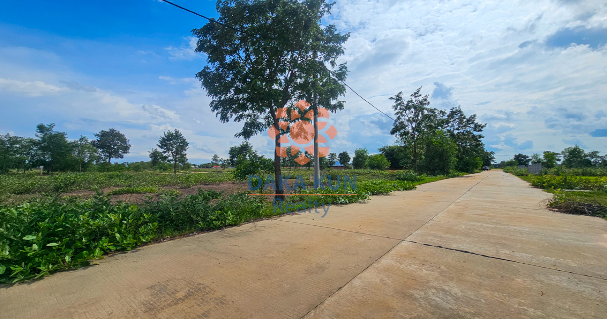Land for Sale in Siem Reap, near Street 60m