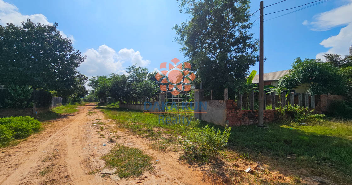 Corner Land Plot for Sale in Siem Reap City