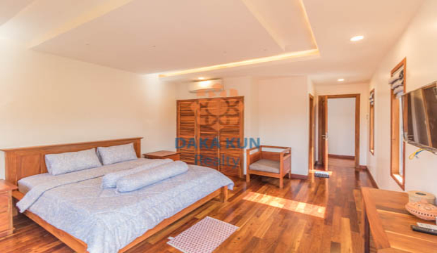 3 Bedrooms Villa for Rent in Krong Siem Reap-Sala Kamreuk