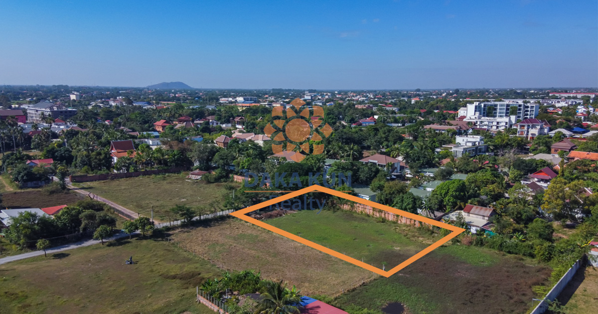 Urgent Sale Land near Sala Kamreuk-Siem Reap