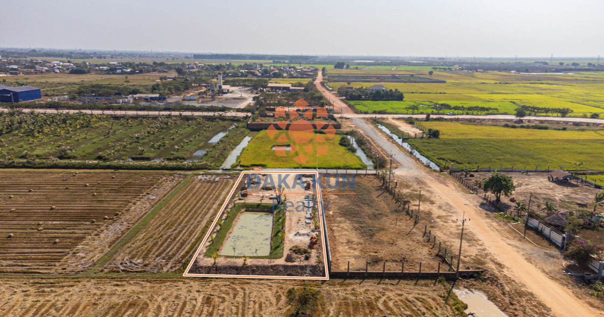 Land for Sale in Siem Reap City, near Lagoon Siem Reap